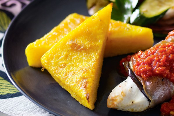 POLENTA NASIL YAPILIR? POLENTA NASIL YAPILIR?
